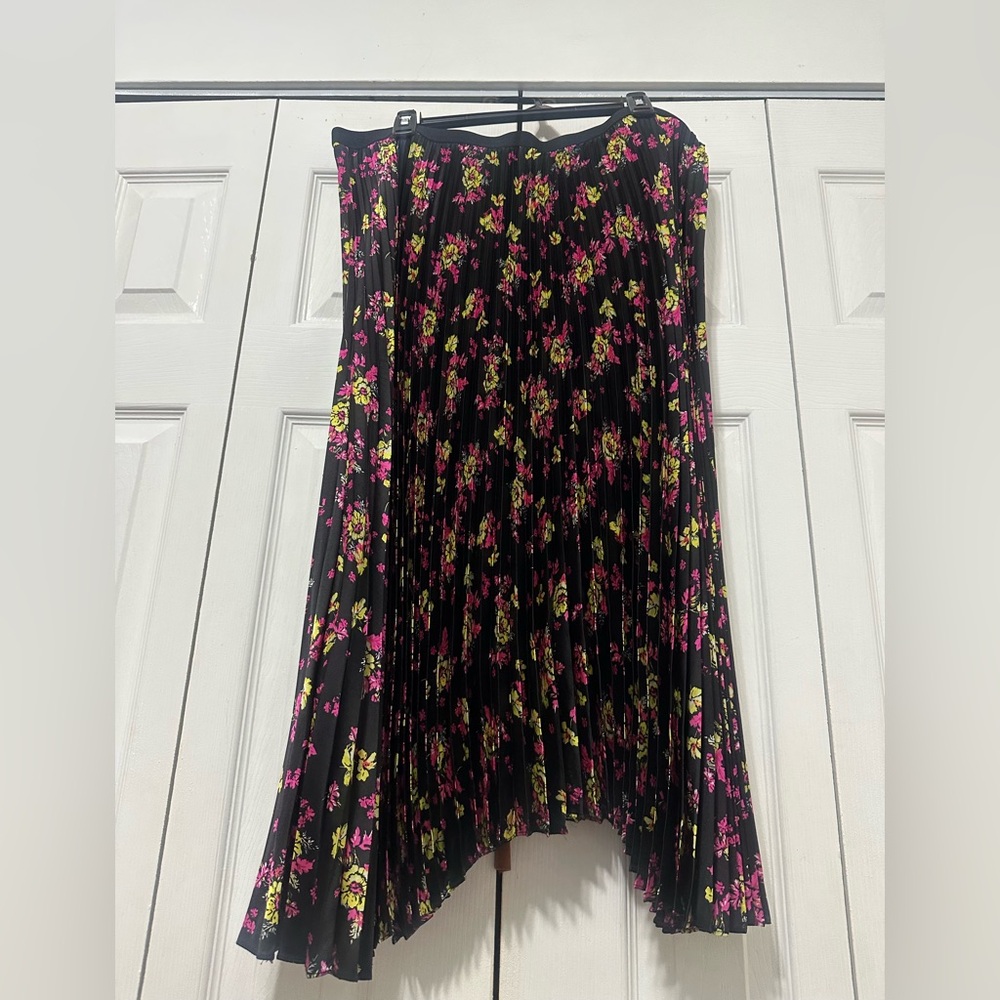 Elegant A-Line Skirt with Floral Design